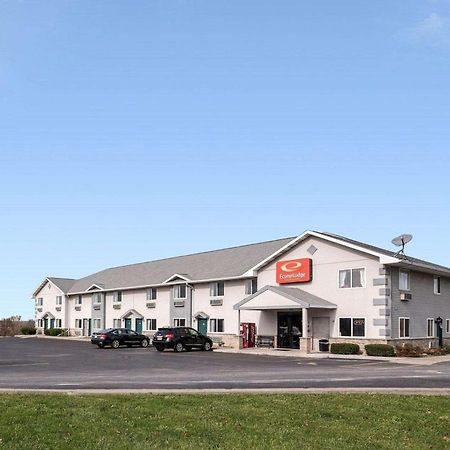 Econo Lodge Inn & Suites Canandaigua Exterior foto