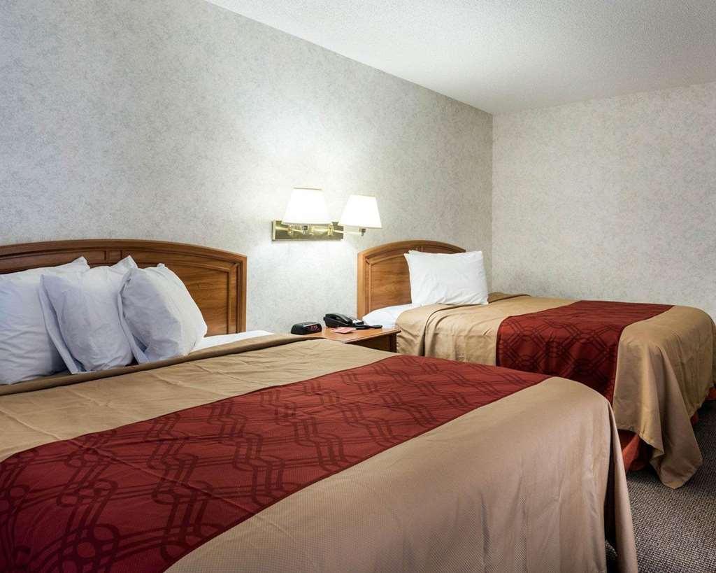 Econo Lodge Inn & Suites Canandaigua Quarto foto