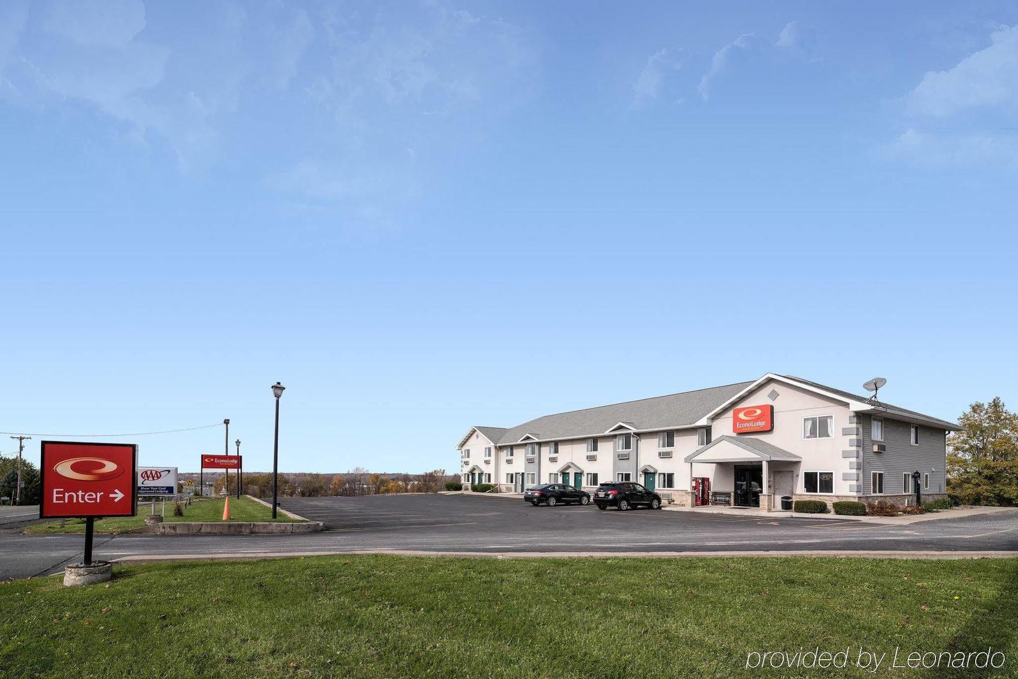 Econo Lodge Inn & Suites Canandaigua Exterior foto